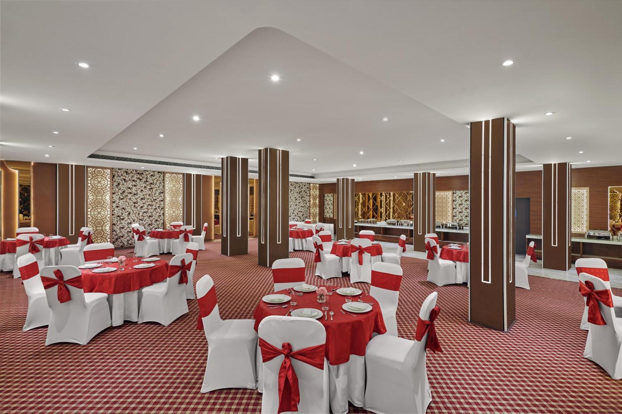 Deventure Sarovar Portico Patel Nagar ニューデリー エクステリア 写真
