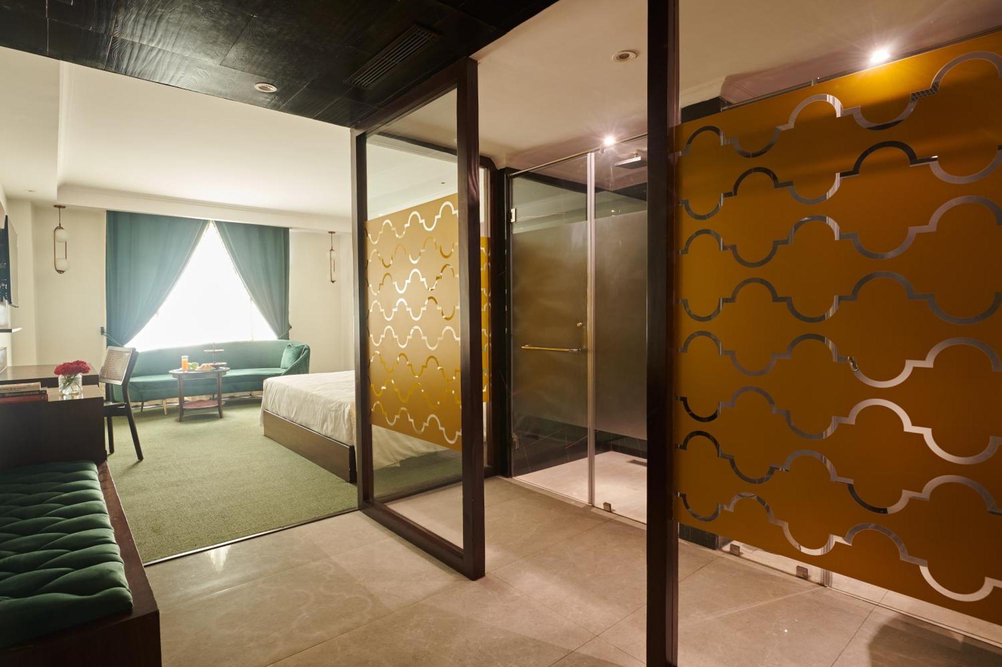 Deventure Sarovar Portico Patel Nagar ニューデリー エクステリア 写真